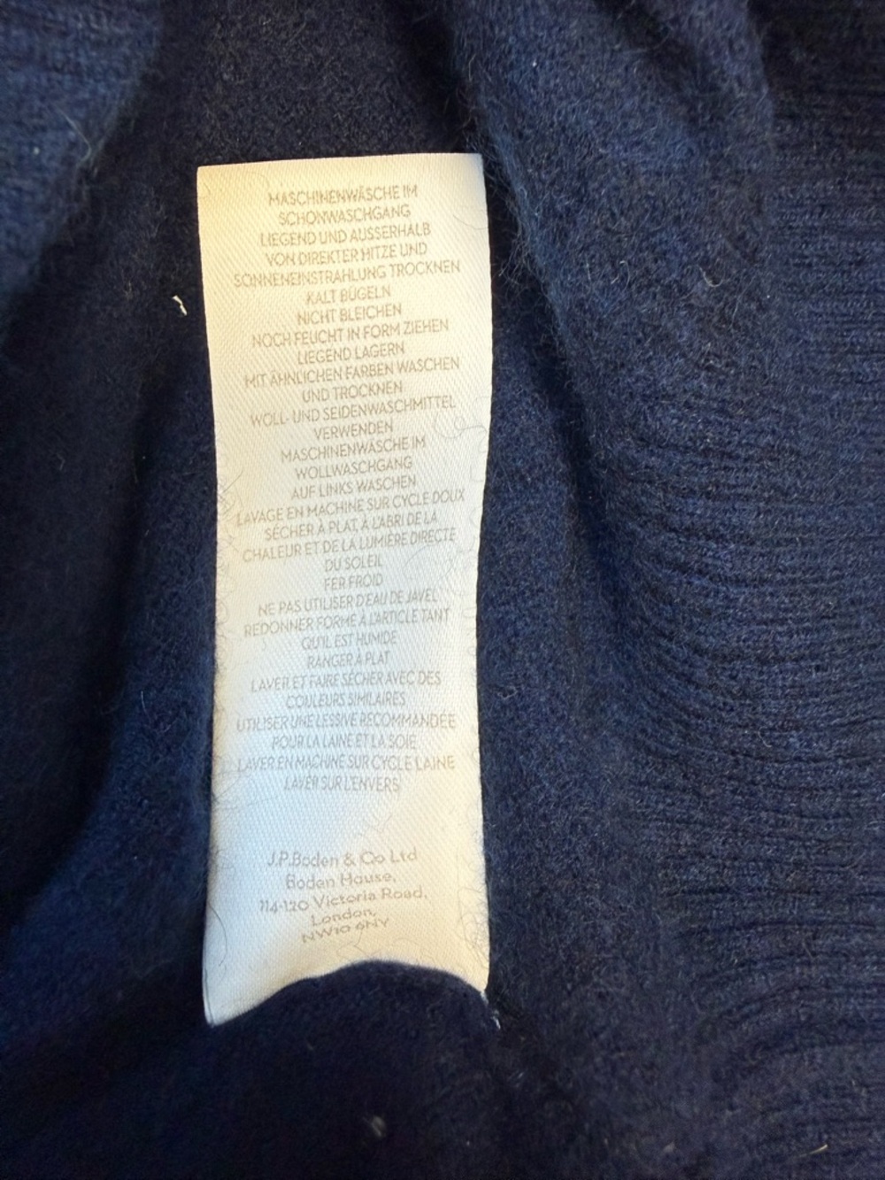 BODEN - Women's Navy V-Neck 100% Cashmere Sweater - Size M - Picture 7 of 7